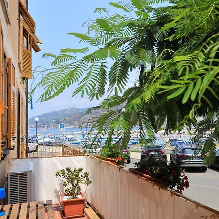 Adamaina - Sea View Apartment With Private Garage Sestri Levante Buitenkant foto